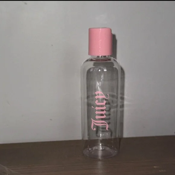 Juicy Couture cosmetic /accessory bag - Picture 7 of 7